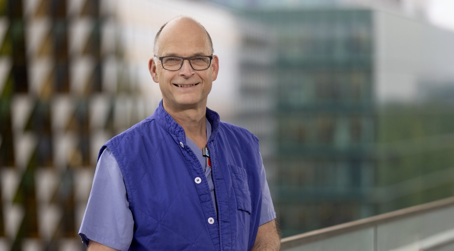 Portrait of Frieder Braunschweig.