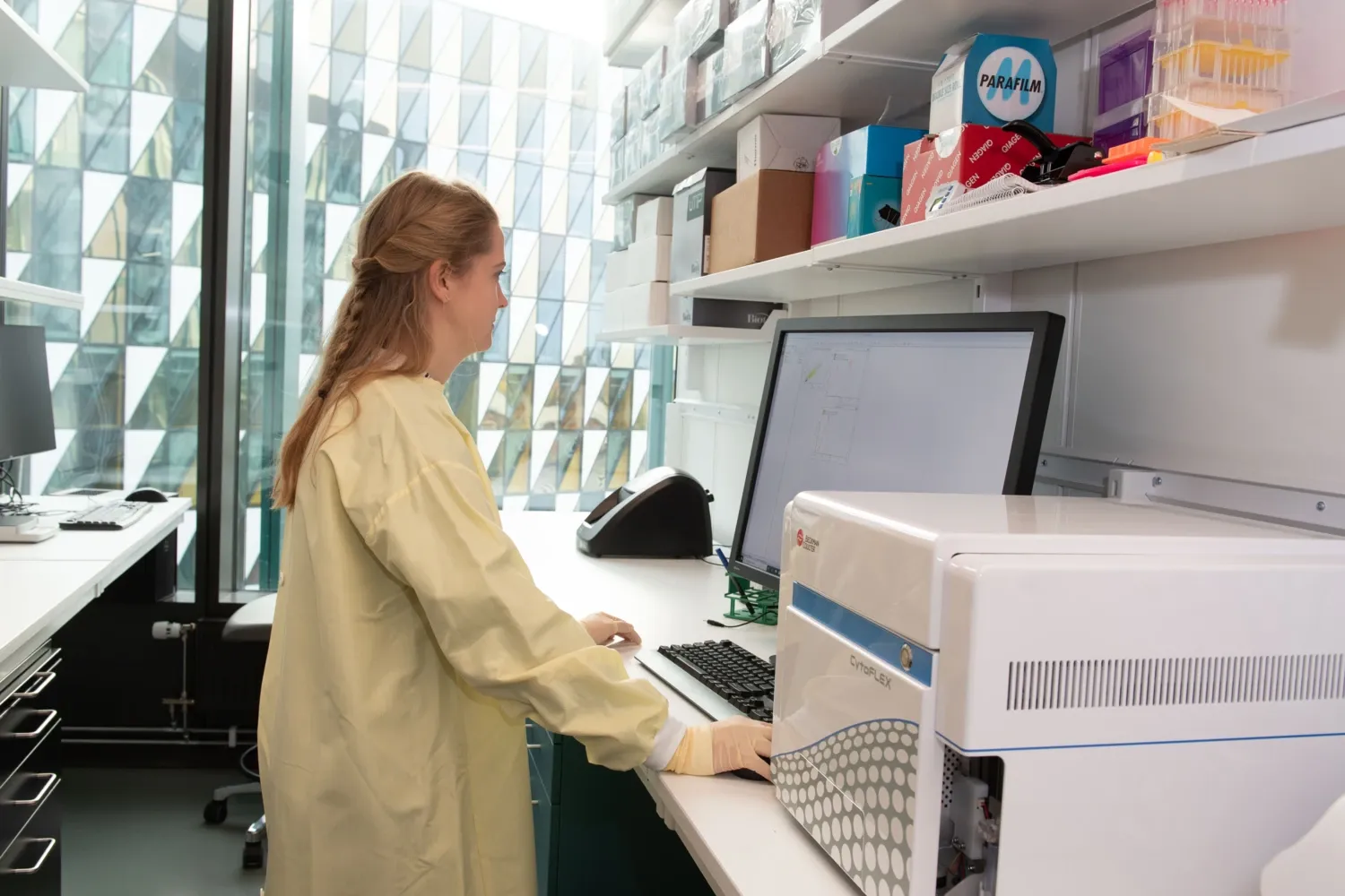 iPS core instruments.