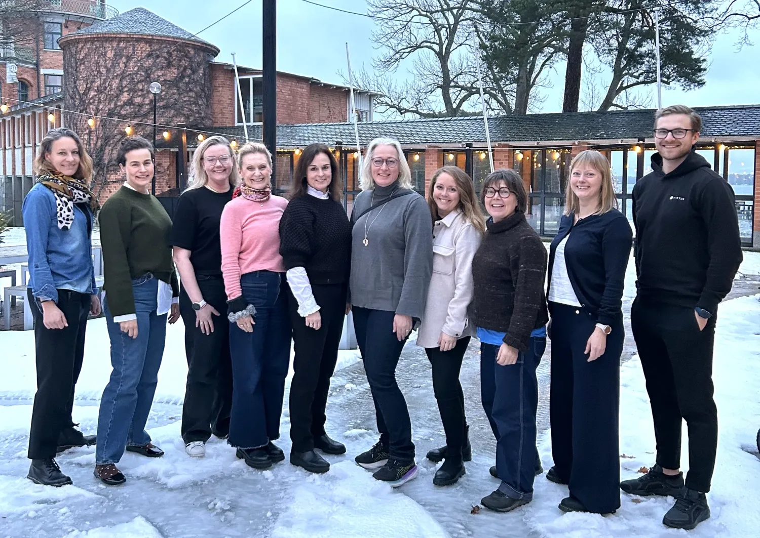 Gruppbild på medlemmar i Malin Nygren-Bonniers forskargrupp.