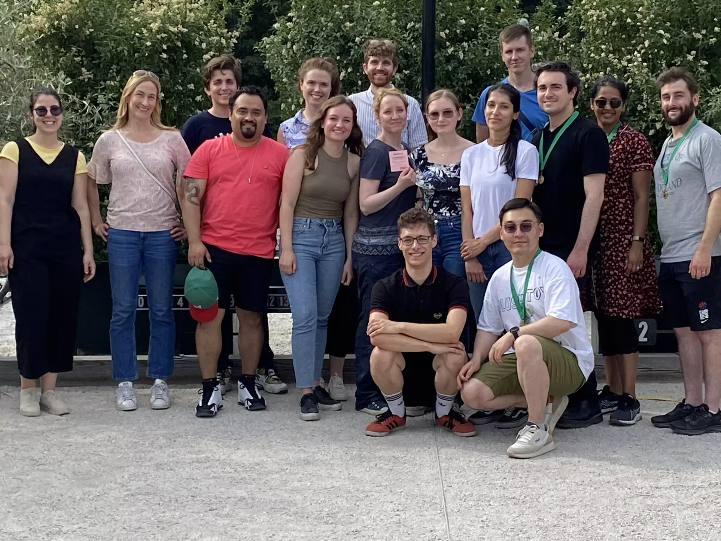 Bild på medlemmar i Camilla Svensson labb