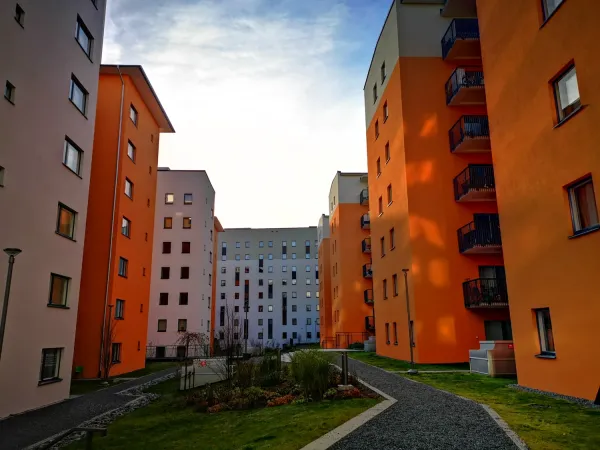 Picture of the courtyard in KI Residence Flemingsberg