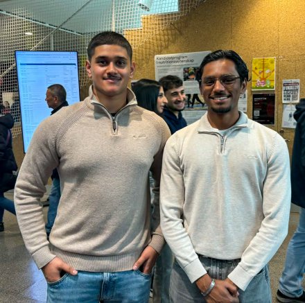 Atry och Nafi under öppet hus